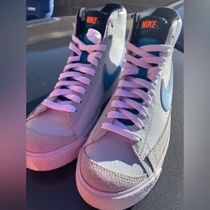 Nike Blazer Mid 77' Womens 7 Kids 5.5 Y